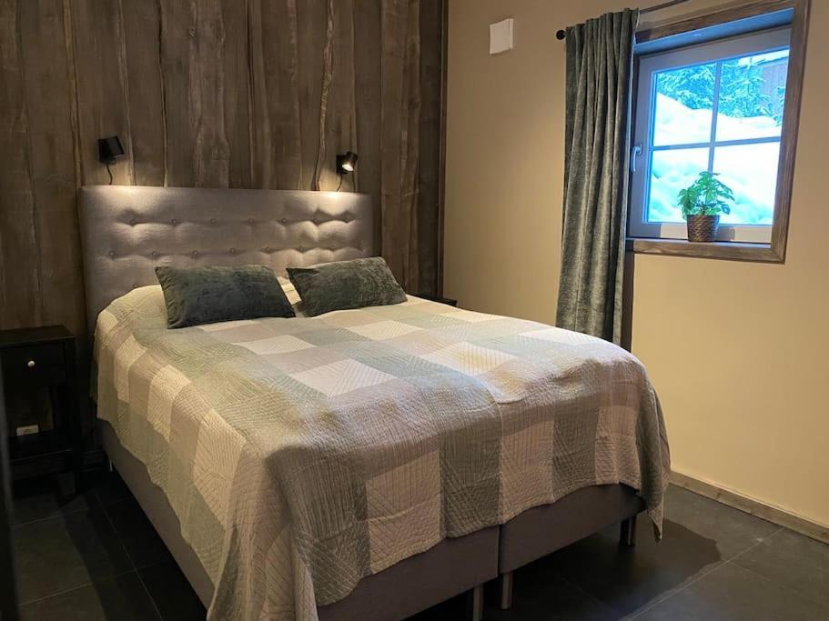 Modern Stuga Med Ski Lodge Kaensla Järvsö Extérieur photo